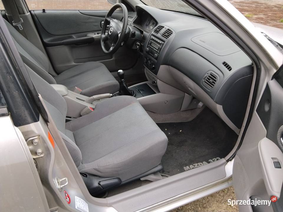 Mazda 323f BJ 15 16v2001 Stan blacharski W benzyna Zgierz