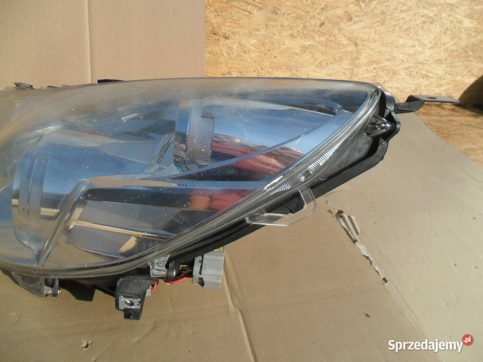 Subaru Legacy Outback 09 Xenon Reflektor Lewy osobowe Motoryzacja Nowy Tomyśl