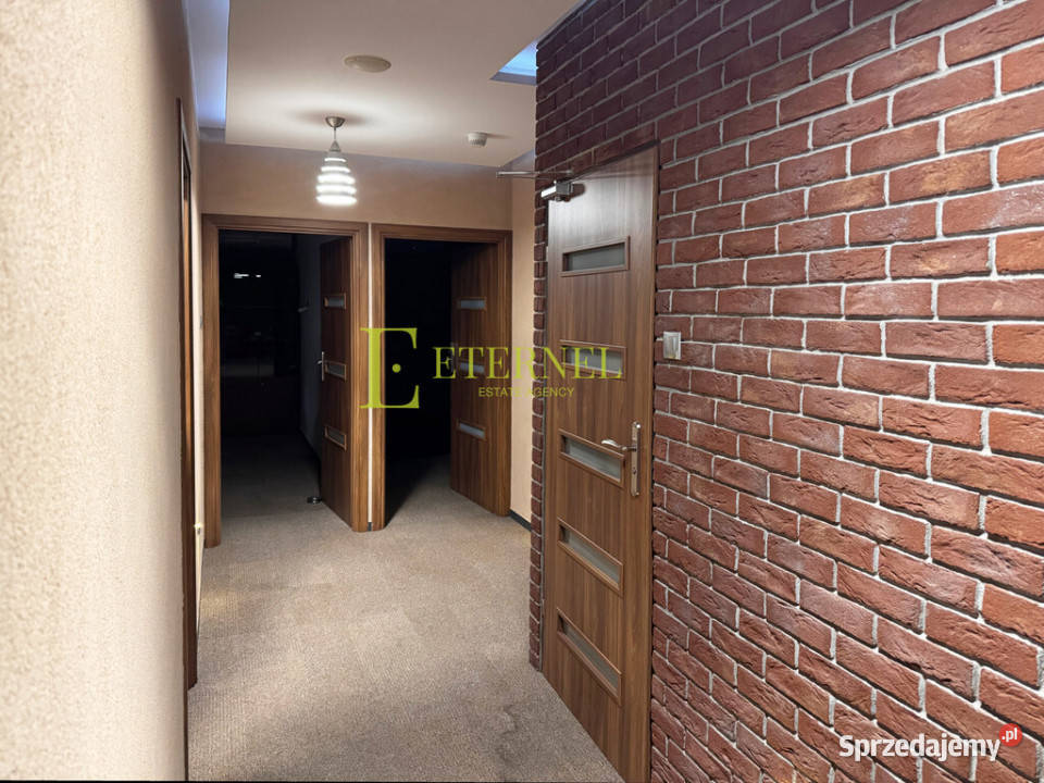 Doskonały biurowiec Duży lokal biurowy strych Kraków