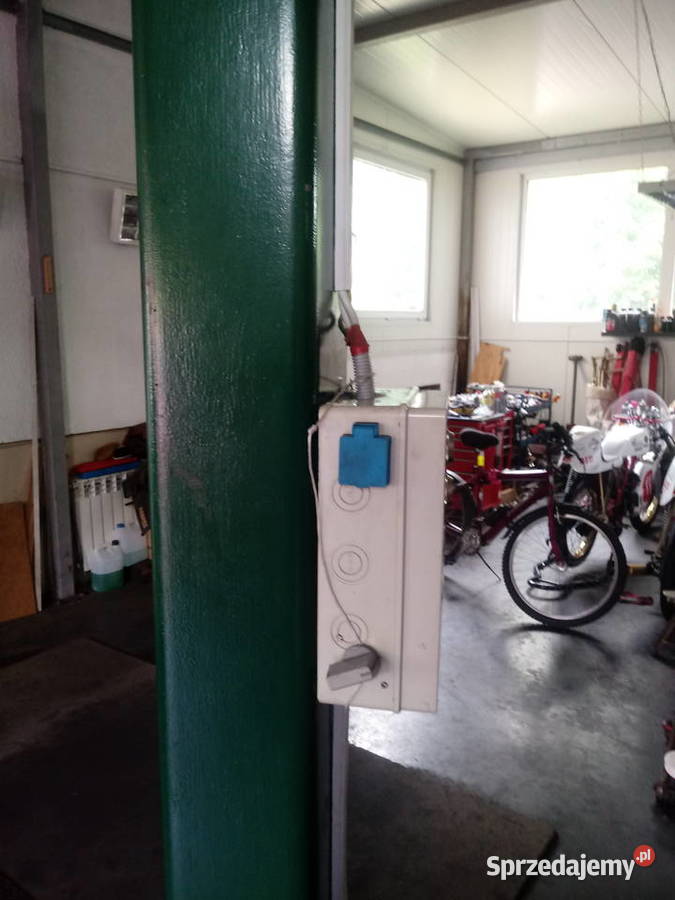 Podnośnik dwukolumnowy śrubowy Łomianki sprzedam