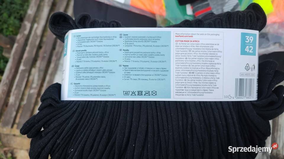 Zestaw czarnych skarpet marki Oyanda zawiera 20 wielkopolskie Książ Wielkopolski