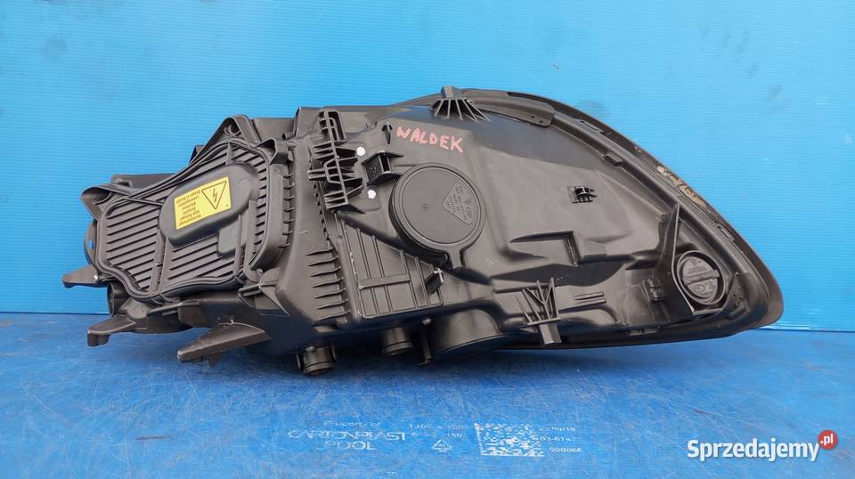 IGŁA LAMPA PRAWY PRZÓD EU PORSCHE 981 BOXTER osobowe