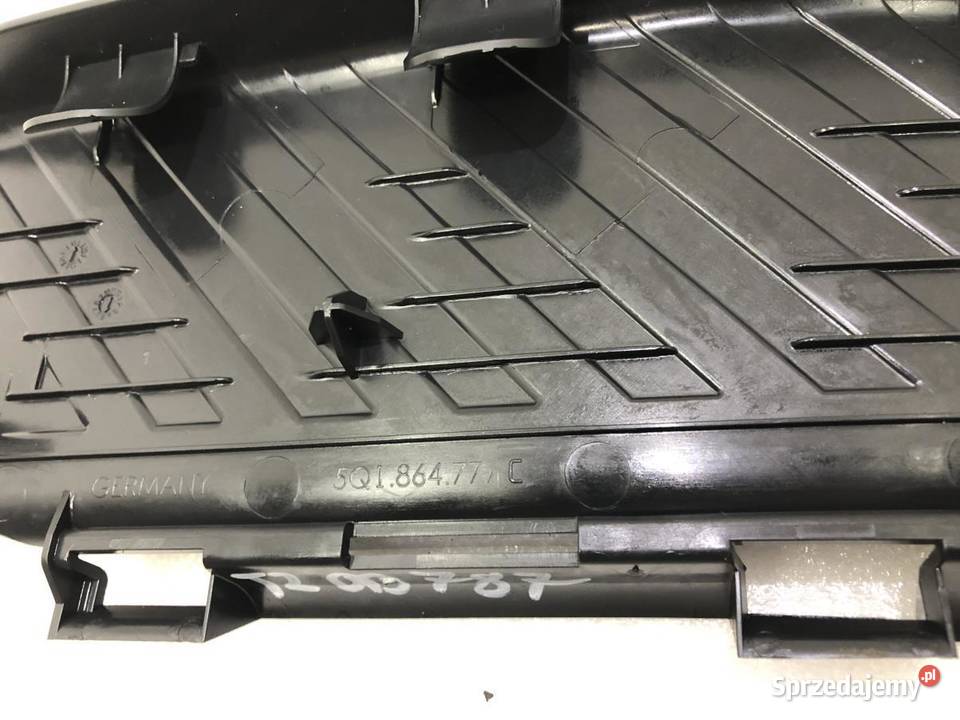 PODNÓZEK POD STOPE 5Q1864777C VW TOURAN III wielkopolskie