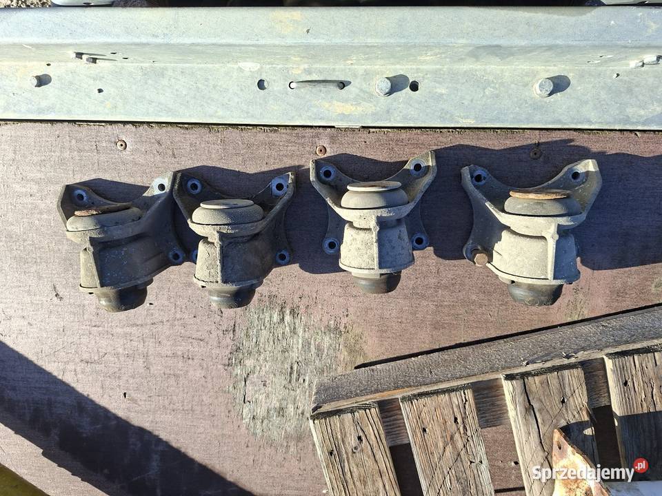 Poduszka kabiny tyl mascott Kielce
