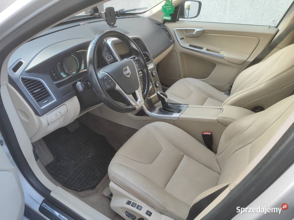 Volvo XC60 20t T5 2015r Zamość