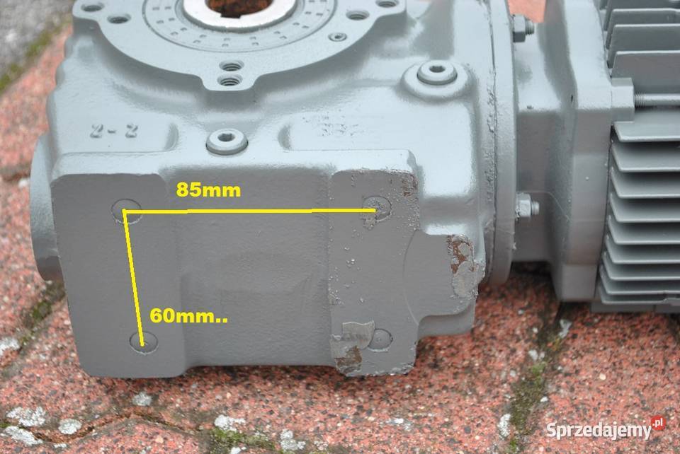Motoreduktor kątowy 055kw 32obrmin Firmy SEW