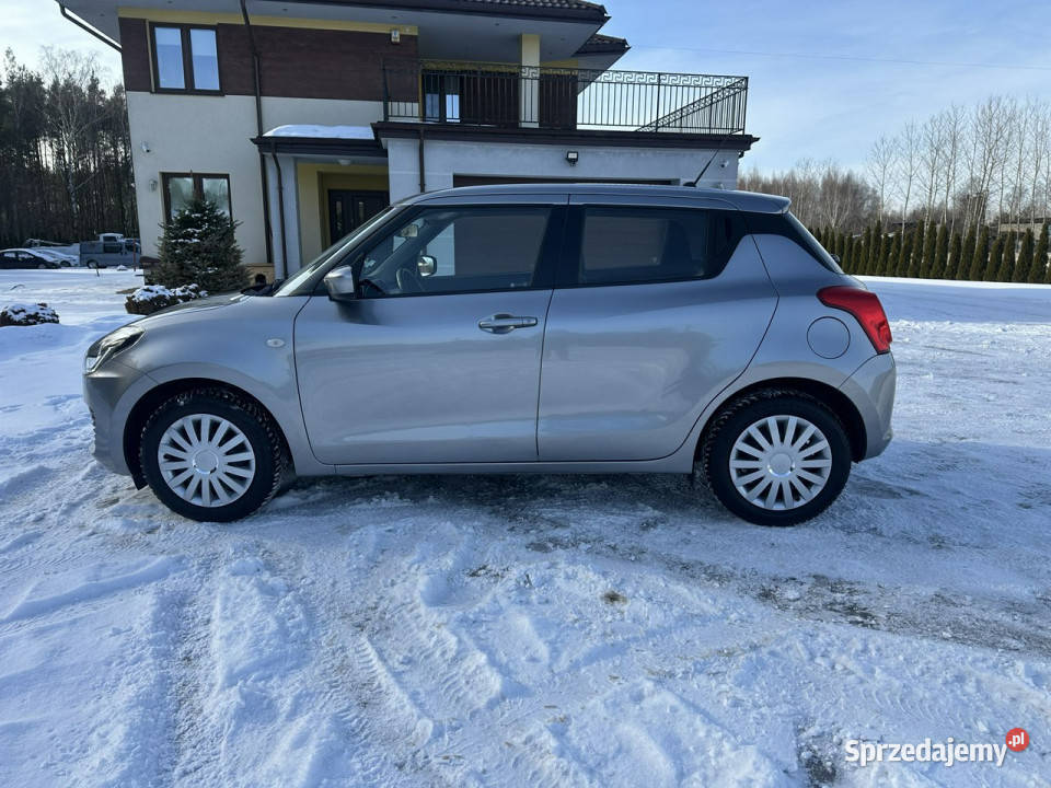 Suzuki Swift Polski Salon VI 20172024 srebrny