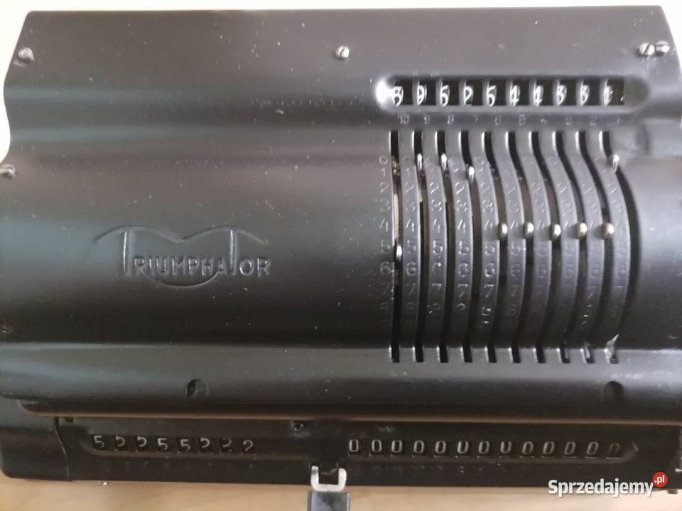 Stara maszyna do liczenia z lat 50 tych