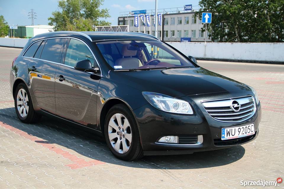 Opel insignia salon