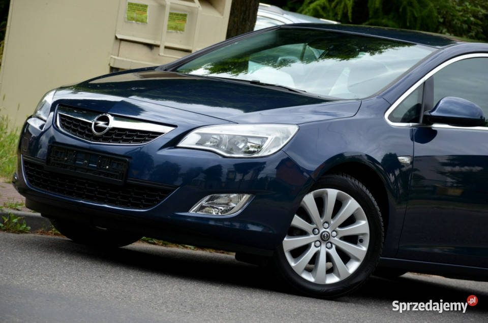 Opel Astra Zarejestrowana 14T 140 Sport Serwis 4/5