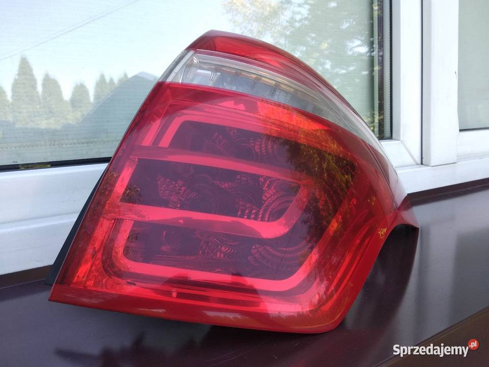 Citroen C4 Picasso I 0610 lampa tył tylna lewa w łódzkie