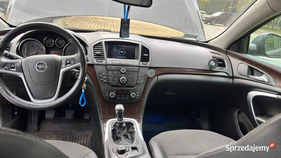Opel Insignia 20 CDTI Kombi 2011 Uszkodzony Wrocław sprzedam