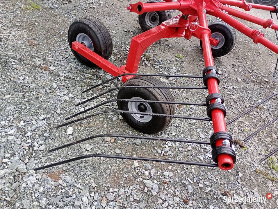 Zgrabiarka karuzelowa 3500 mm firmy Metal