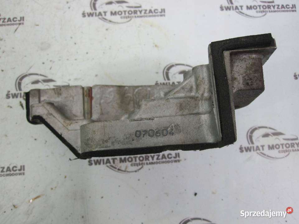 SUBARU LEGACY 25 B EJ25 07r łapa silnika Kielce