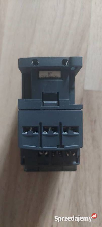 Stycznik LC1D18B7 cewka 24VAC Pozostałe Nowy Sącz