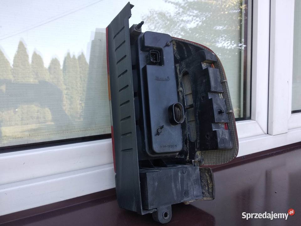 Opel Frontera B lampa tył tylna lewa wkład Sieradz