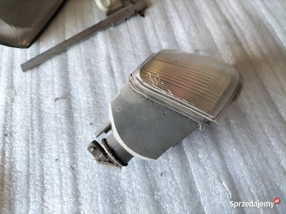 CITROEN XANTIA KIERUNKOWSKAZ PRAWY 6R0192014 Kamień-Kolonia sprzedam