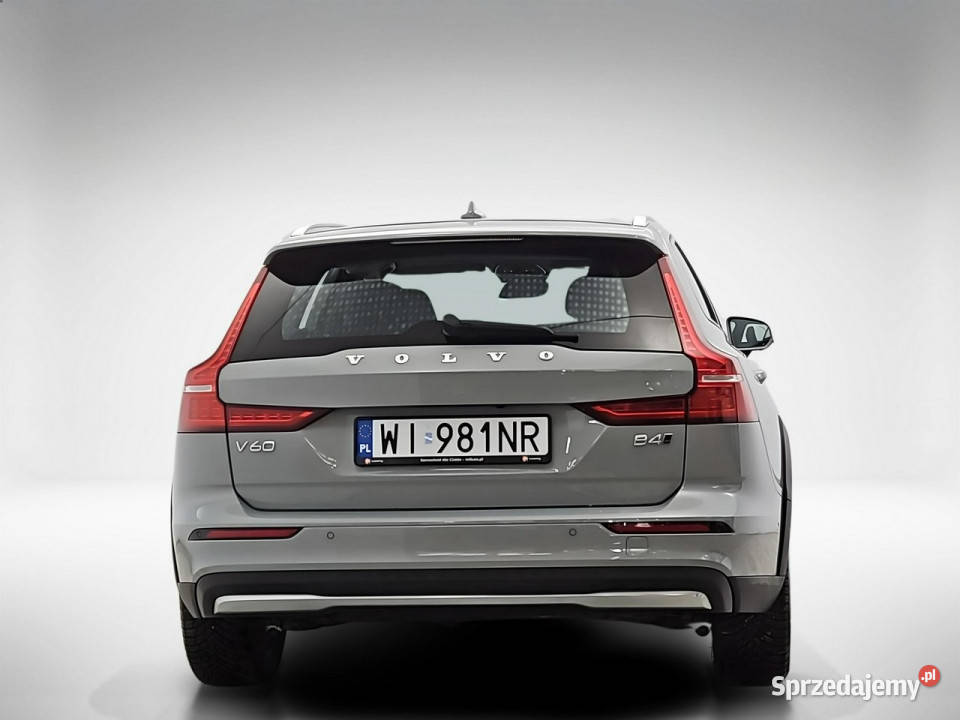 Volvo V60 Cross Country Ultimate B4 D AWD aut Z Warszawa sprzedam