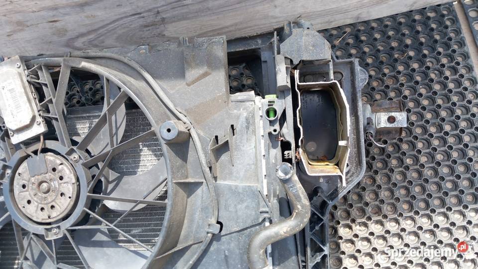 BMW 1 E87 LIFT 20D PAS PRZEDNI KOMPLET ŻALUZJA wielkopolskie Zbierkowo