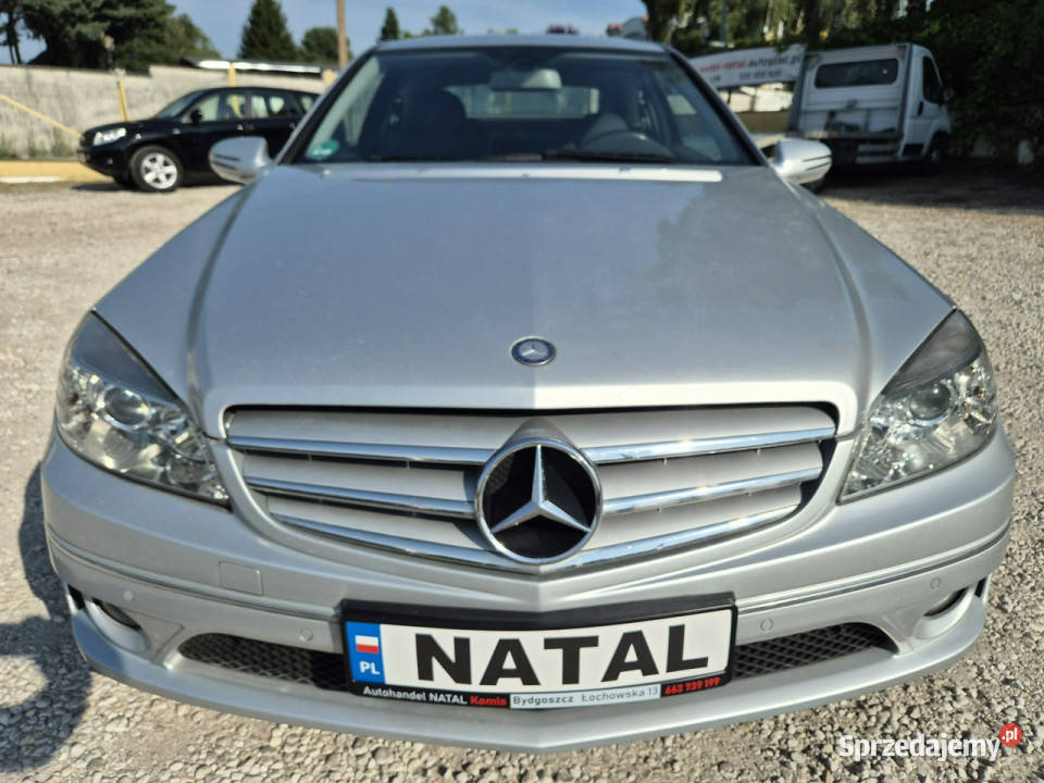 Mercedes CLC 112009 Mały przebieg Bogata wersja czujnik parkowania sprzedam