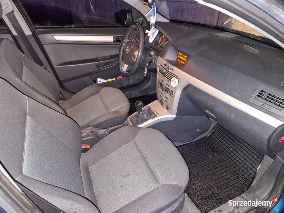 Opel Astra H 14 16V 90 2007RKLIMASALON kurtyny powietrzne Żyrardów