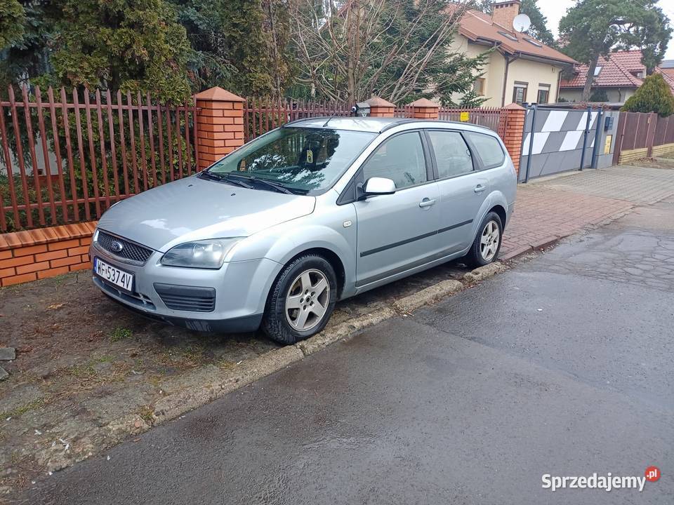 Ford Focus Kombi MK2 16 115 2006r LPG 250 Długie 1600cm3 Legionowo
