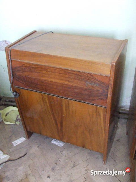 SZAFĘ GRAJĄCĄ VIOLA