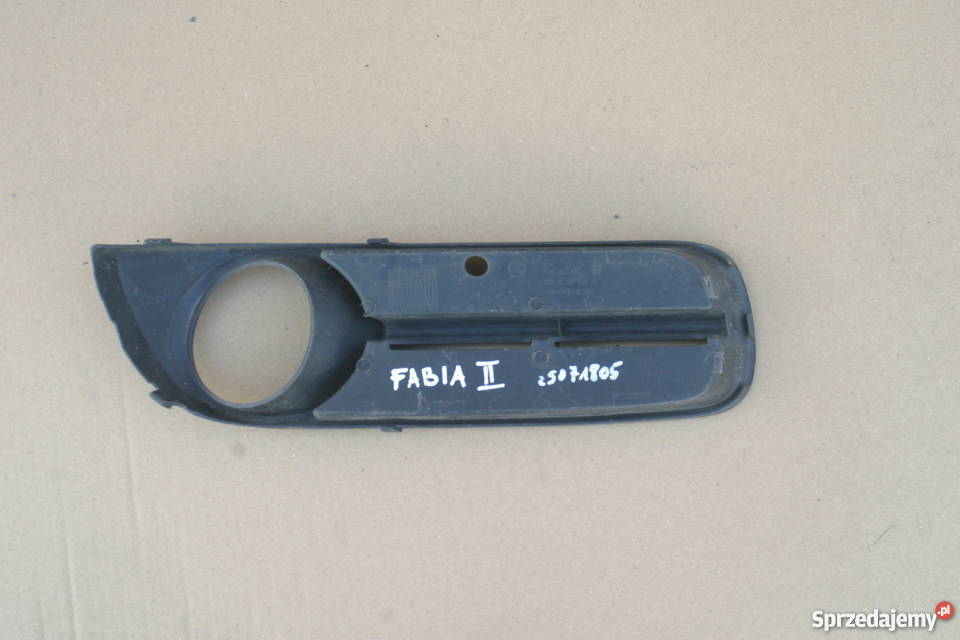 SKODA FABIA II 2 KRATKA ZDERZAKA HALOGEN LEWA