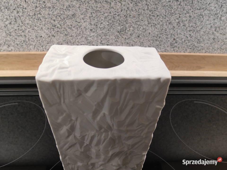 Porcelanowy wazon biskwitowy SCHUMANN