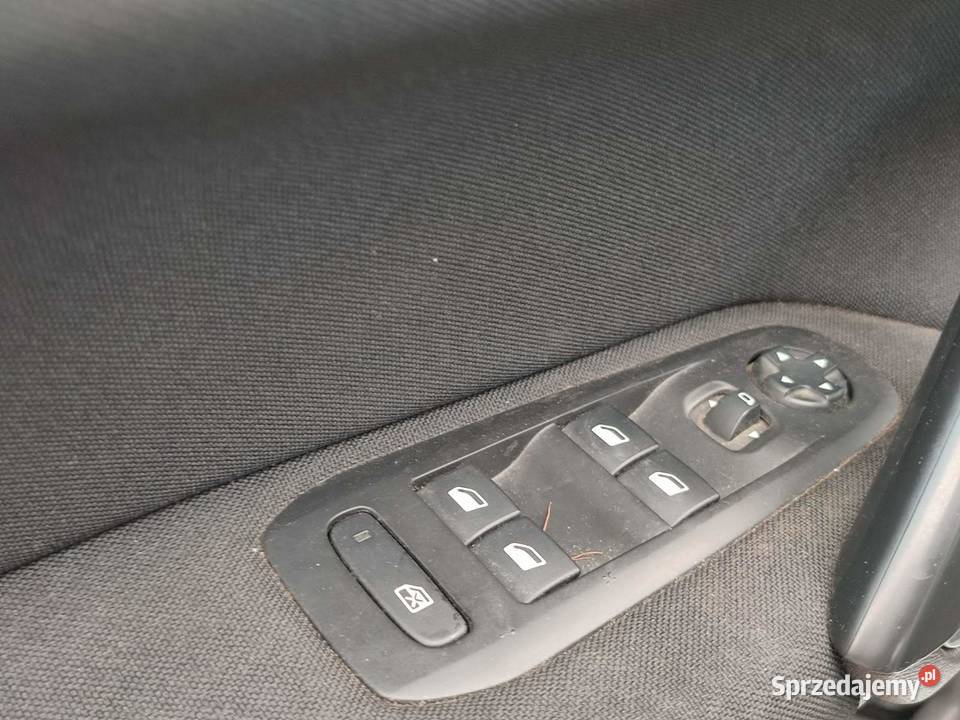 Peugeot 308 12 benzyna 82 Active 67000 VAT marża