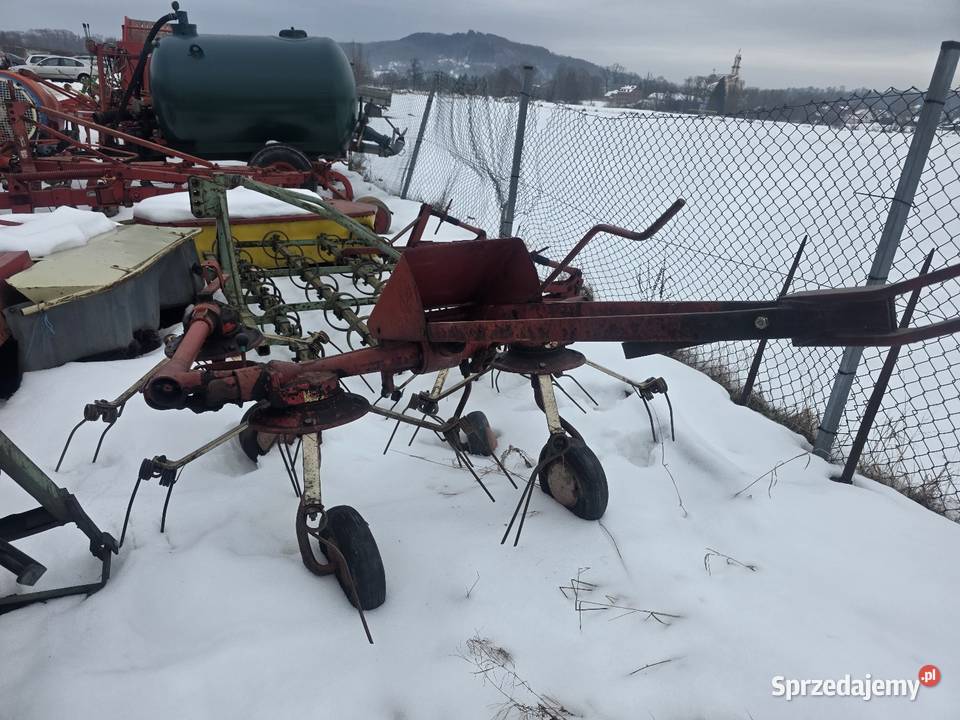 Przewracarka do siana Fahr ciągana
