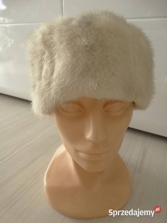 Czapka Futrzana z Norek Kremowa Toczek Futro Łomża