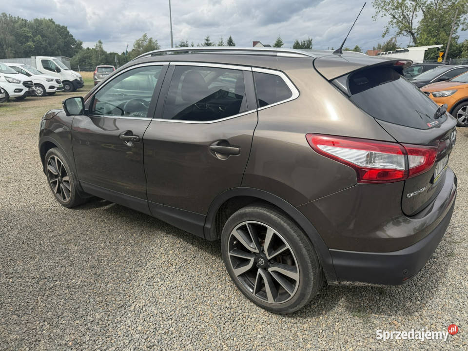 Nissan Qashqai navi klimatronic kamera II bluetooth