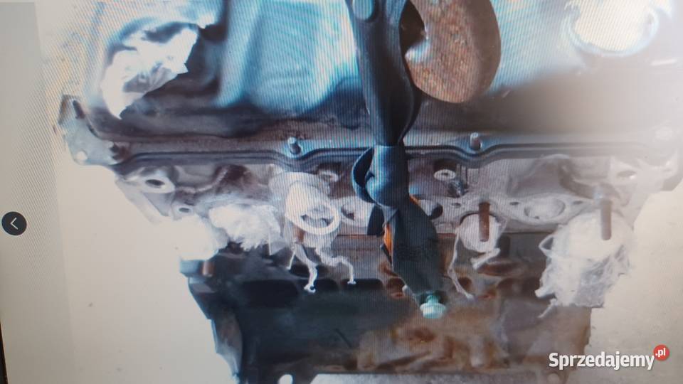 SILNIK PASSAT B3 B4 GOLF III 18 8V AAM Rakoniewice