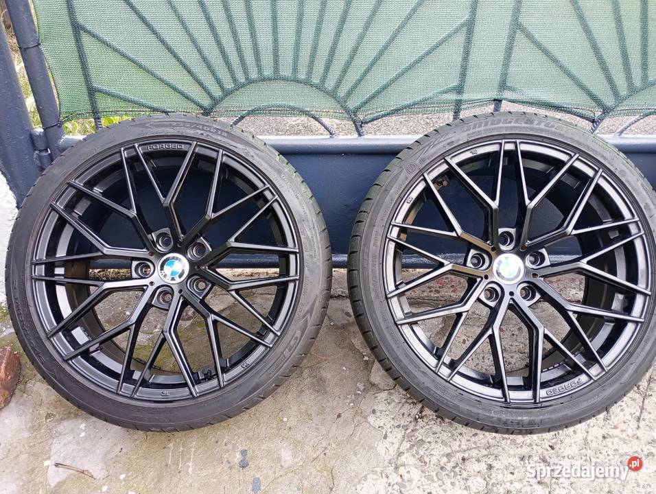 4 FELGI FORGED BMW 18x85J z oponami Średnica 18" Samochodowe śląskie