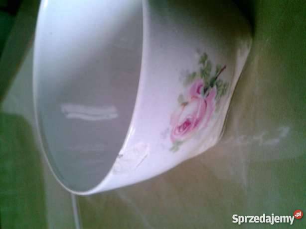 Porcelanowe puzderka w komplecie Janów Lubelski sprzedam
