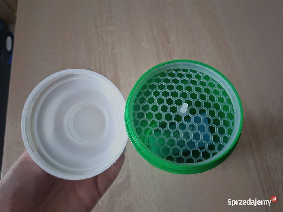 Shaker zielony nowy Kwidzyn