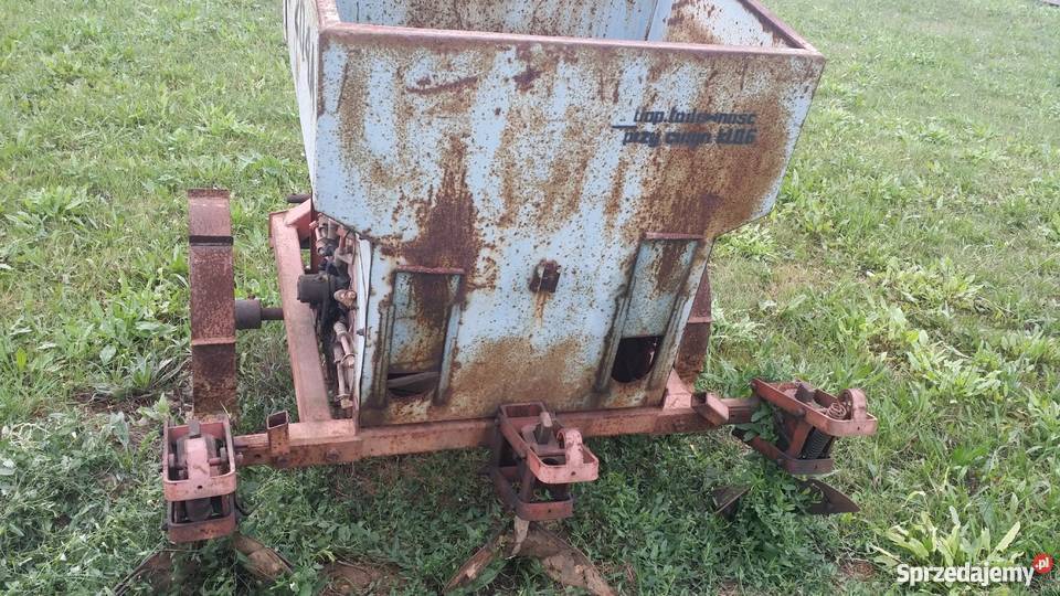 Sadzarka do ziemniaków dwurzędowa automatyczna nieuszkodzony łódzkie Wieluń sprzedam