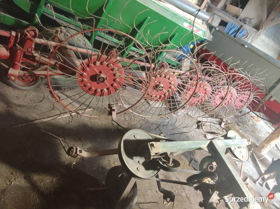 Pająk do siana karuzela na pasek