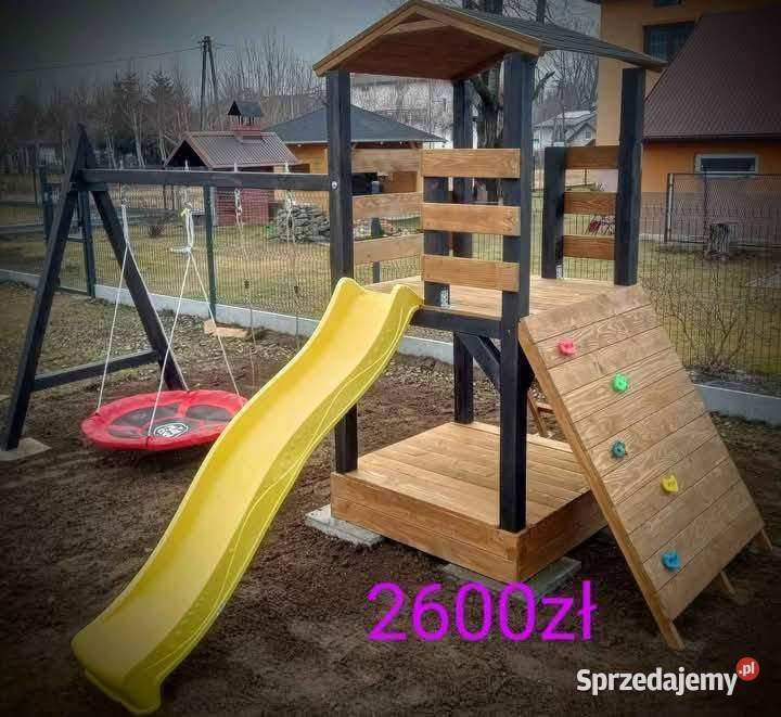 Drewniany plac zabaw Krzeszów