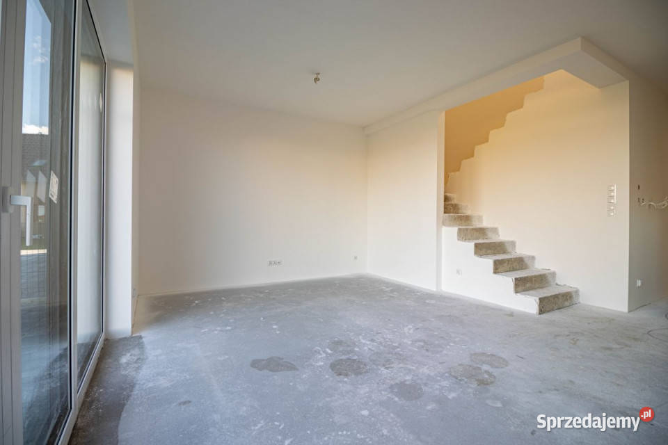 Dom bliźniak Gowino 12562m2 Liczba pokoi 5