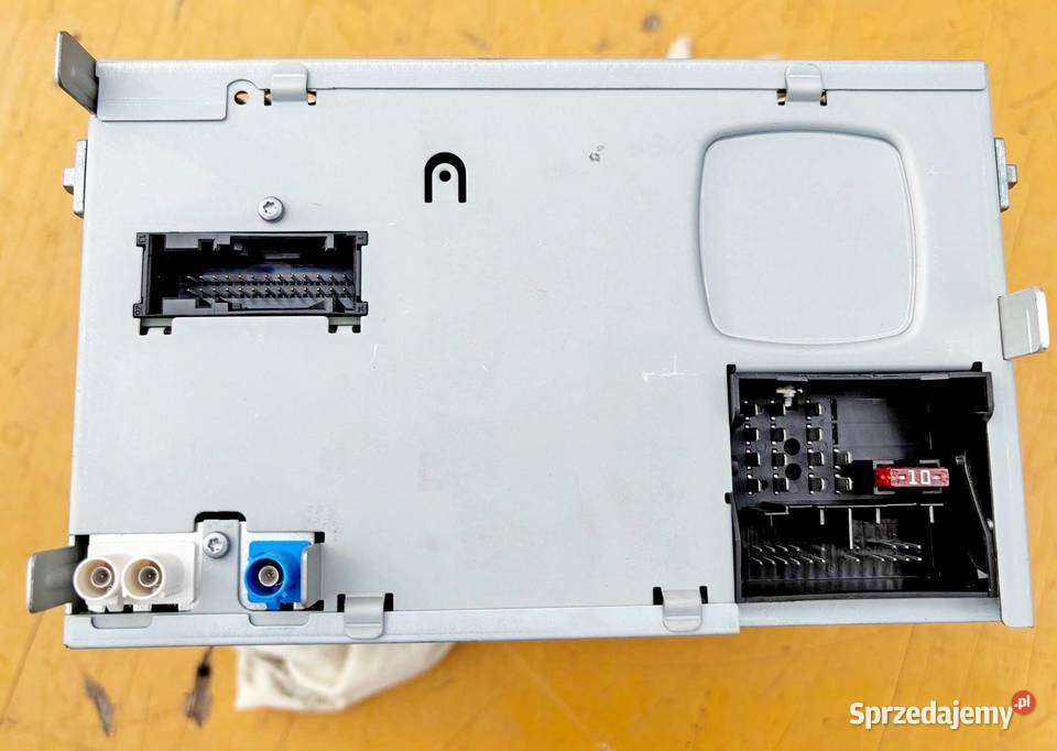VW PASSAT B7 TIGUAN PANEL RADIOODTWARZACZ Radom