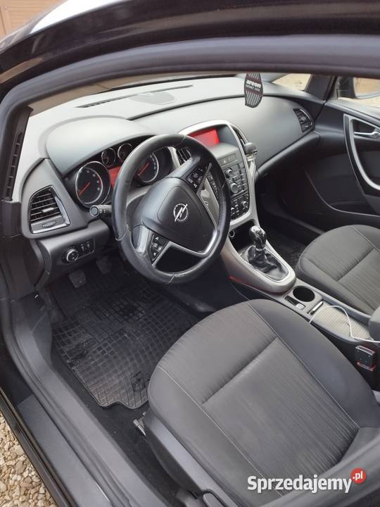 Sprzedam Astrę j 2011 r 14turbo Siemianowice Śląskie sprzedam