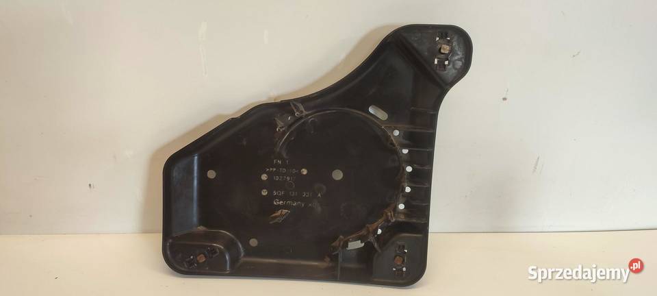 VW TIGUAN II OSŁONA ZBIORNIKA ADBLUE 5QF131331A Zbiorniki