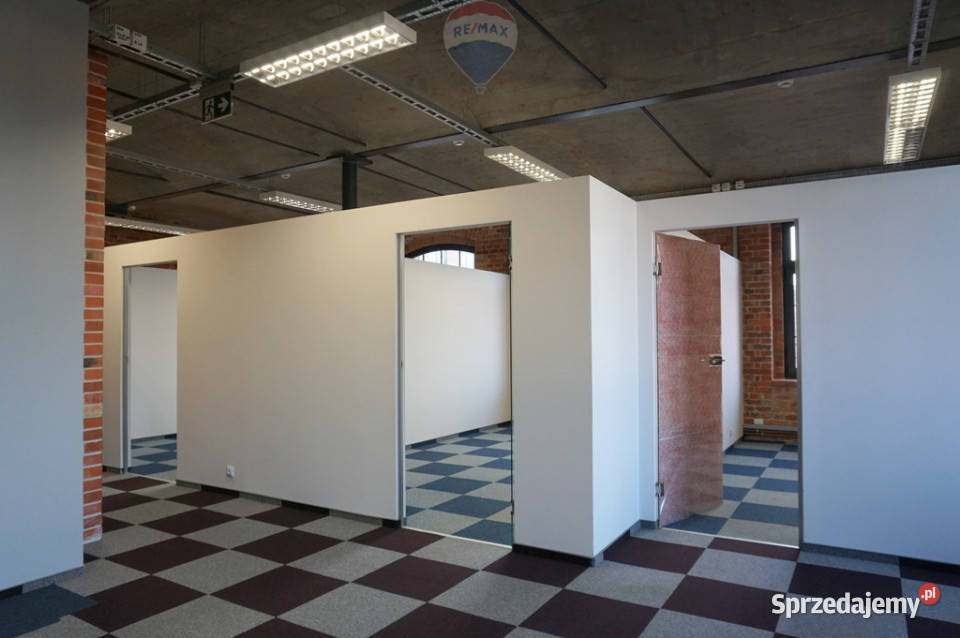 Lokal użytkowy 190m2 w centrum dostępny 0105 parking Żyrardów