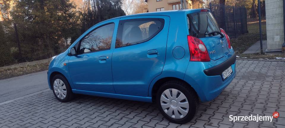 nissan pixo 10 benzyna klima wspomaganie mały 102000km