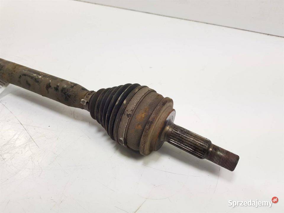 PÓŁOŚ PRAWA PRZÓD TOYOTA AURIS Części samochodowe Lipno sprzedam