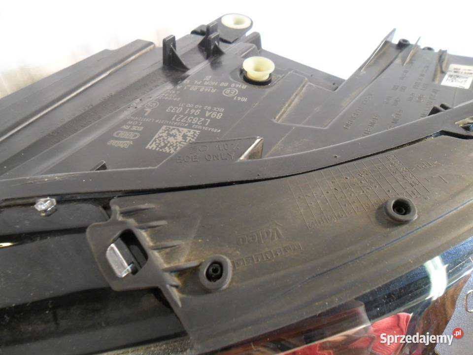 Audi Q4 etron reflektor przedni lewy lampa lewa Nowy Tomyśl