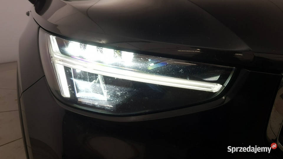 Volvo XC 40 B3 Core Z Polskiego Salonu Faktura
