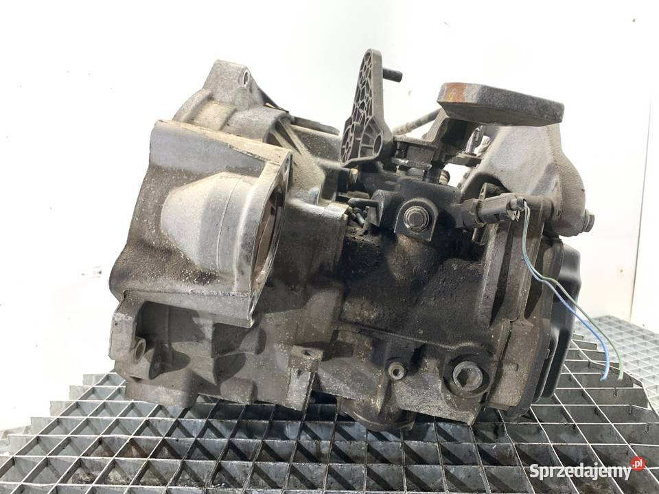 SKRZYNIA BIEGÓW VW GOLF VI LHW 16 105 0814 osobowe sprzedam